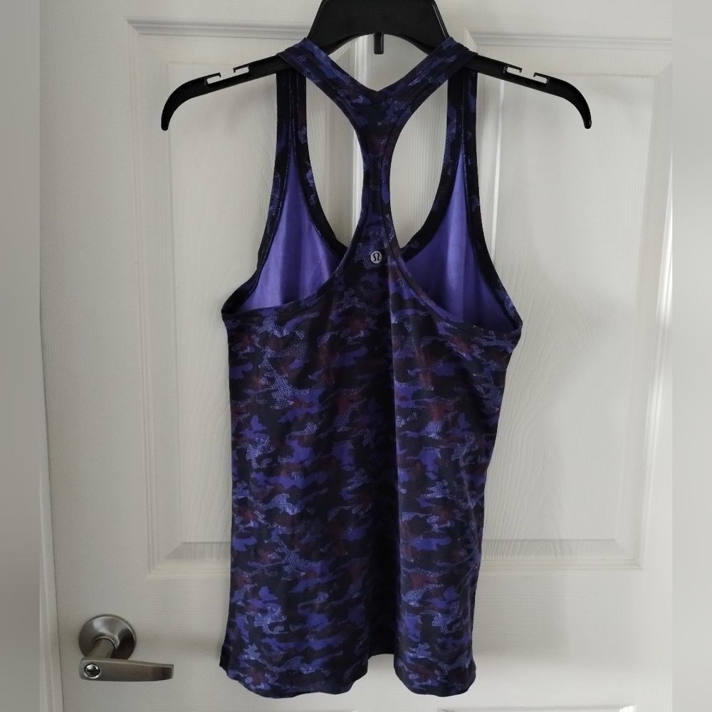 Lululemon Cool Racerback II Camo Size M - Picture 4 of 5